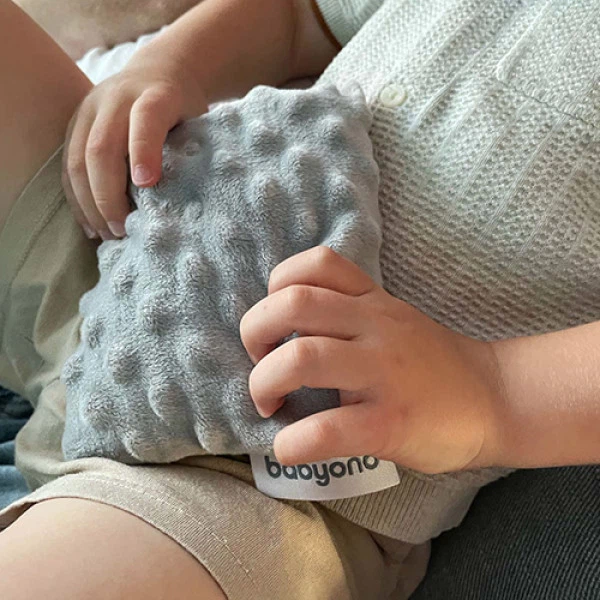 Грелочка из косточек вишни и ароматом лаванды 13х16 см. Серая Babyono - Фото 3 Грелочка из косточек вишни и ароматом лаванды 13х16 см. Серая Babyono - изображение 3