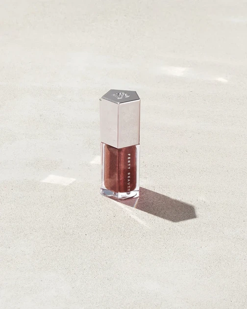 Блеск для губ FENTY BEAUTY "Hot Chocolit" Mini Gloss Bomb Universal Lip Luminizer с набора Chocolit Treatz Lip Luminizer + Lip Oil Duo (без упаковки) - Фото 8 Блеск для губ FENTY BEAUTY "Hot Chocolit" Mini Gloss Bomb Universal Lip Luminizer с набора Chocolit Treatz Lip Luminizer + Lip Oil Duo (без упаковки) - изображение 8