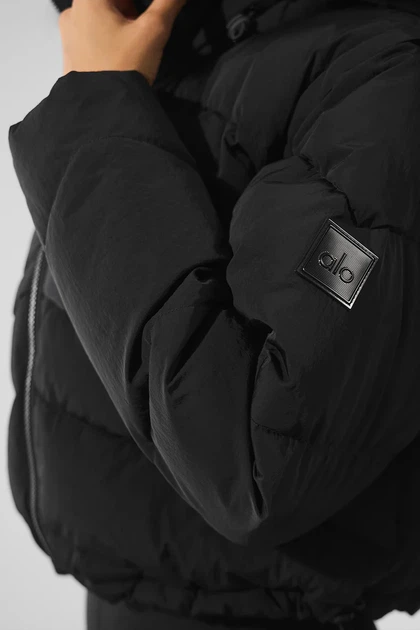 Жіноча куртка Alo Yoga Glacier Puffer Black S (W4609R) - зображення 5