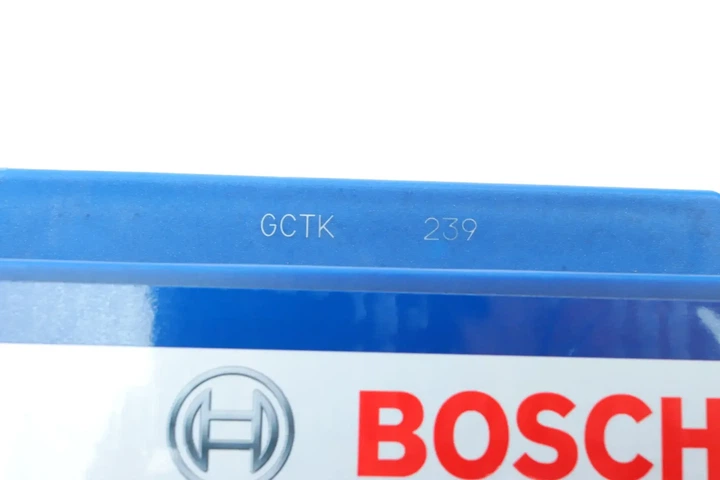 Акумулятор BOSCH 0092S40040 Opel Astra, Insignia, Vectra, Combo, Meriva, Zafira; Ford Transit, Fiesta, S-Max; Nissan Almera, Primera; Chevrolet Cruze; Chrysler PT Cruiser; Audi 100; Seat Cordoba 9139350, 000915105AC, 09201469EQ - изображение 2