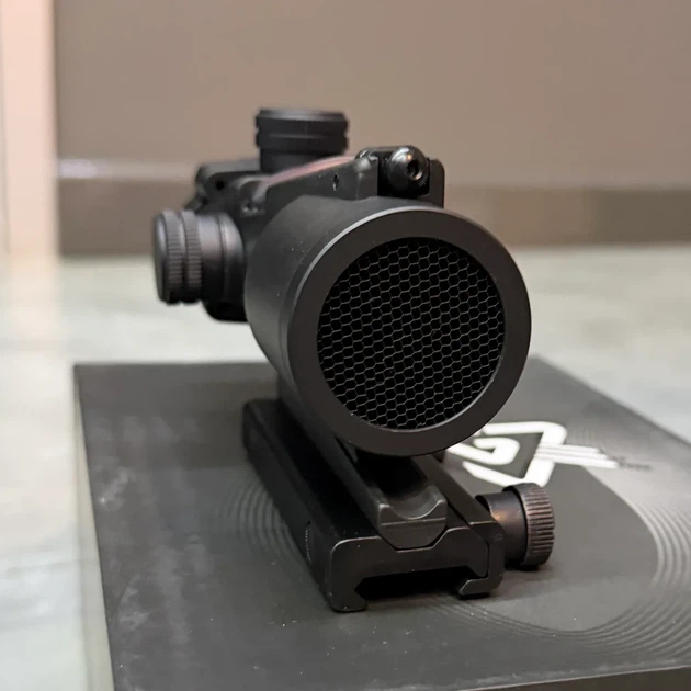 Приціл коліматорний ACOG 4x32 зі змінними світловодами (Китай) - Фото 4 Приціл коліматорний ACOG 4x32 зі змінними світловодами (Китай) - зображення 4