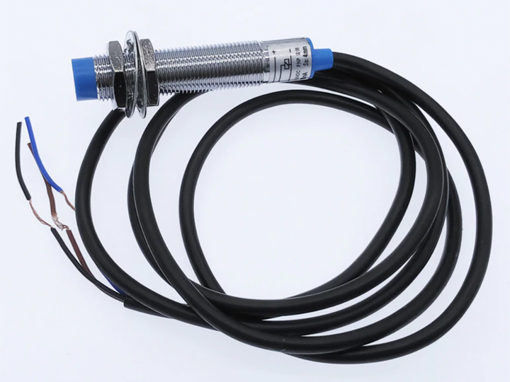 Индуктивный датчик приближения CNMAWAY LJ12A3-4-Z/AY PNP NC закрытый для ЧПУ (0060) - изображение 5