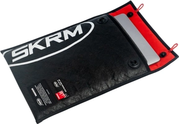 Etui na laptopa SkinArma Comet 14" Black (SK-LAPTOP14-COMET-BLK) - obraz 3