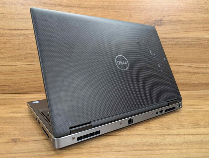 Ноутбук Dell Precision 7540 / 15.6" (1920x1080) IPS / Intel Core i9-9880H (8 (16) ядер по 2.3 - 4.8 GHz) / 16 GB DDR4 / 256 GB SSD / Intel UHD Graphics 630 / WebCam / Windows 10 б/в - Фото 6 Ноутбук Dell Precision 7540 / 15.6" (1920x1080) IPS / Intel Core i9-9880H (8 (16) ядер по 2.3 - 4.8 GHz) / 16 GB DDR4 / 256 GB SSD / Intel UHD Graphics 630 / WebCam / Windows 10 б/в - зображення 6