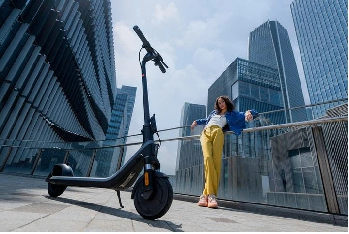 Электросамокат Segway-Ninebot E2 E II Black (AA.05.14.01.0004) - Фото 7 Электросамокат Segway-Ninebot E2 E II Black (AA.05.14.01.0004) - изображение 7
