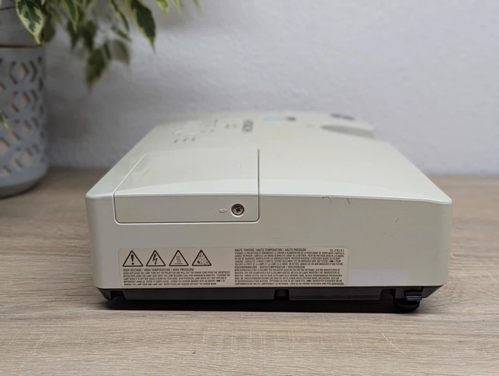 Проектор HITACHI CP-RX93 - Б/У - изображение 8