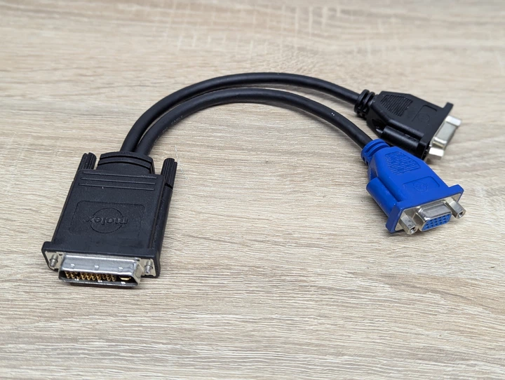 Кабель переходник Molex DMS-59 - 2xVGA - Б/У - Фото 3 Кабель переходник Molex DMS-59 - 2xVGA - Б/У - изображение 3