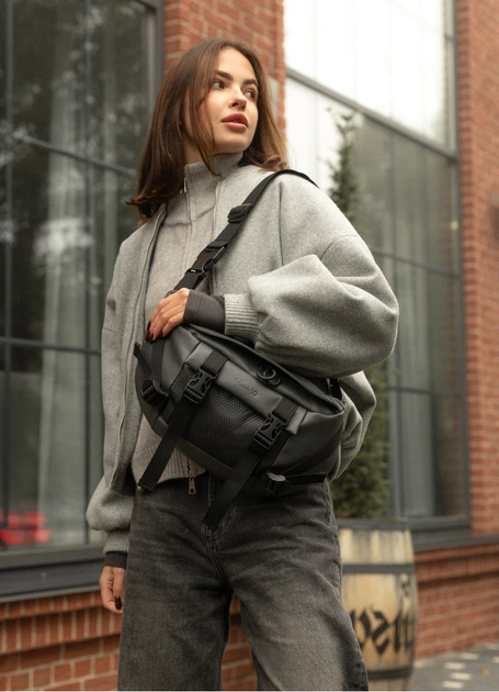 Большая женская поясная сумка бананка Sambag DynamicDart графитовая 38×21×7 см (80411009) - Фото 2 Большая женская поясная сумка бананка Sambag DynamicDart графитовая 38×21×7 см (80411009) - изображение 2