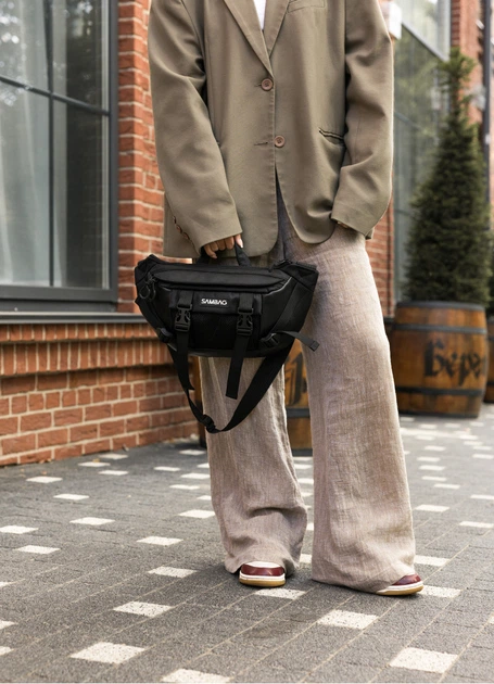 Большая женская поясная сумка бананка Sambag DynamicDart черная 38×21×7 см (80411701) - Фото 3 Большая женская поясная сумка бананка Sambag DynamicDart черная 38×21×7 см (80411701) - изображение 3