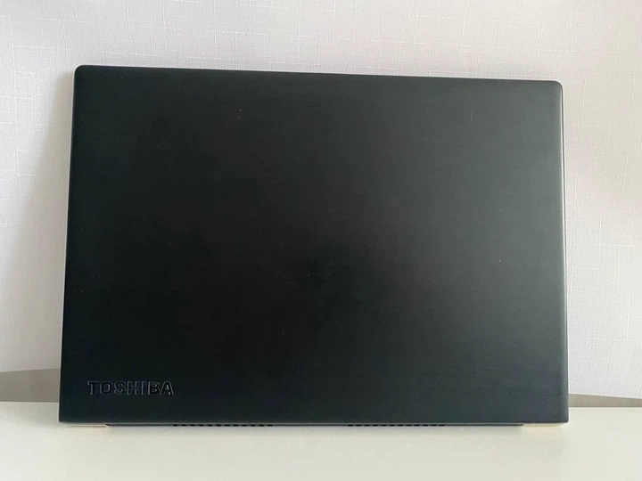 Ноутбук Toshiba PORTEGE X30-E 13.3" (i5-8350U / 16GB / SSD 256GB / 1920x1080 IPS) б/в - Фото 9 Ноутбук Toshiba PORTEGE X30-E 13.3" (i5-8350U / 16GB / SSD 256GB / 1920x1080 IPS) б/в - зображення 9