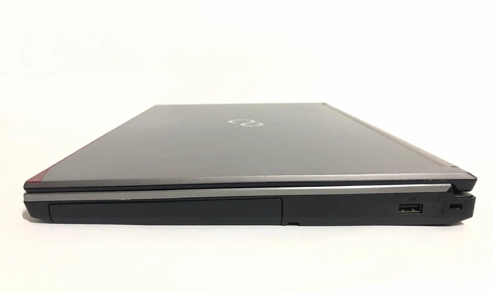 Ноутбук Fujitsu Celsius H760 - 15,6