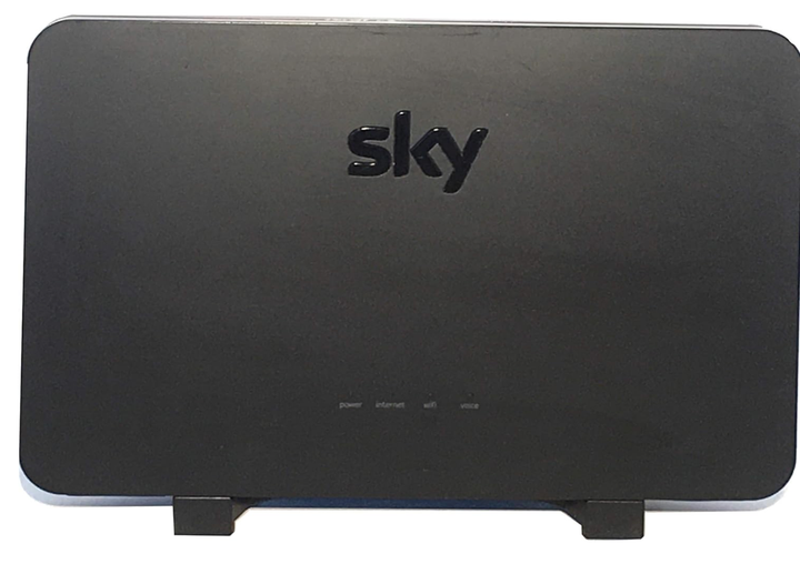Универсальная подставка для настенного крепления Sky WiFi. Цвет - БЕЛЫЙ - изображение 4