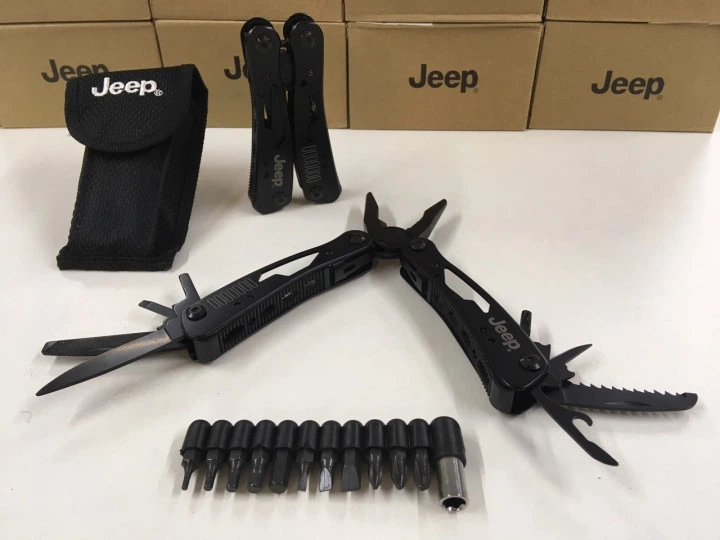 Мультитул (кусачки, викрутка, плоскогубці, ніж) Jeep R26597 багатофункціональний Black (Чорний) - Фото 3 Мультитул (кусачки, викрутка, плоскогубці, ніж) Jeep R26597 багатофункціональний Black (Чорний) - зображення 3