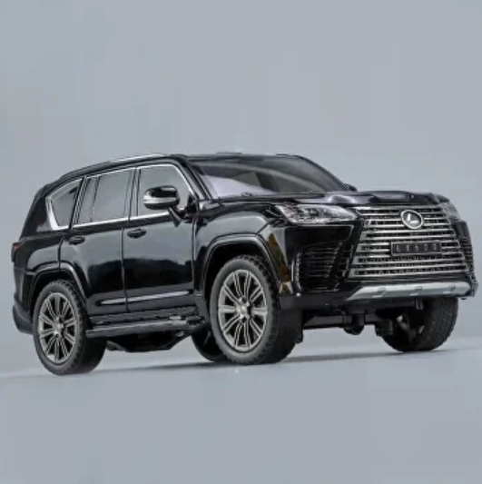Модель автомобиля Lexus LX 600 в масштабе 1:24 оснащена звуковыми и световыми эффектами и подвижными деталями - Фото 2 Модель автомобиля Lexus LX 600 в масштабе 1:24 оснащена звуковыми и световыми эффектами и подвижными деталями - изображение 2