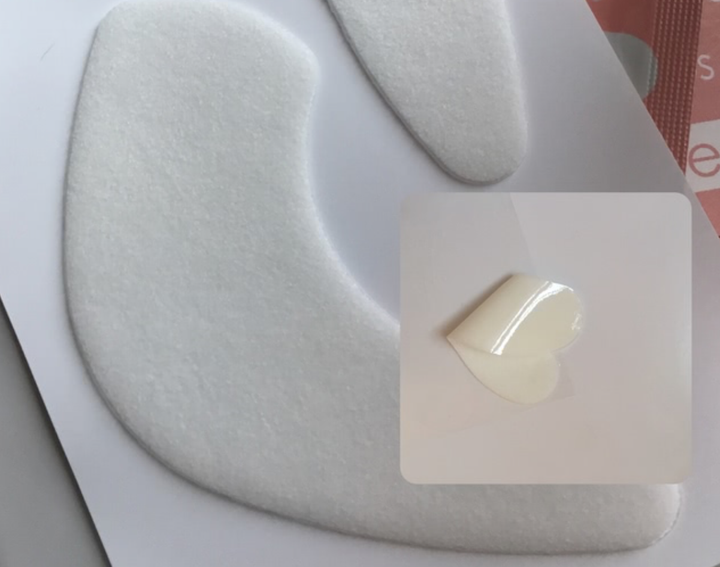 Японские патчи для кожи под глазами DHC Revitalizing Moisture Strips, 6 пар - Фото 2 Японские патчи для кожи под глазами DHC Revitalizing Moisture Strips, 6 пар - изображение 2