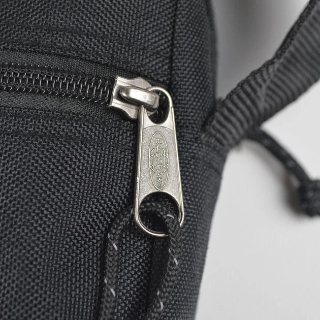 Сумка через плечо Eastpack Мессенджер Черный - Фото 5 Сумка через плечо Eastpack Мессенджер Черный - изображение 5