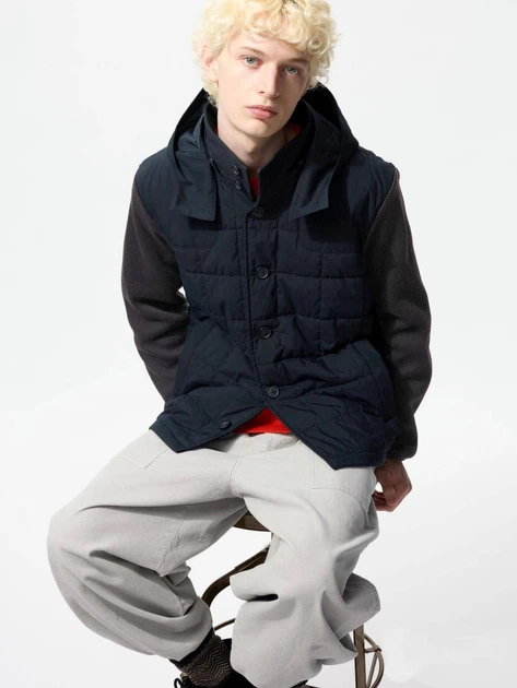 Куртка демисезонная с капюшоном мужская Uniqlo 869943152 XL Синяя (1159853516) - Фото 2 Куртка демисезонная с капюшоном мужская Uniqlo 869943152 XL Синяя (1159853516) - изображение 2