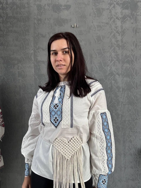 Жіноча вишита сорочка "Енергія" XL біла з блакитним (В2549) - изображение 3