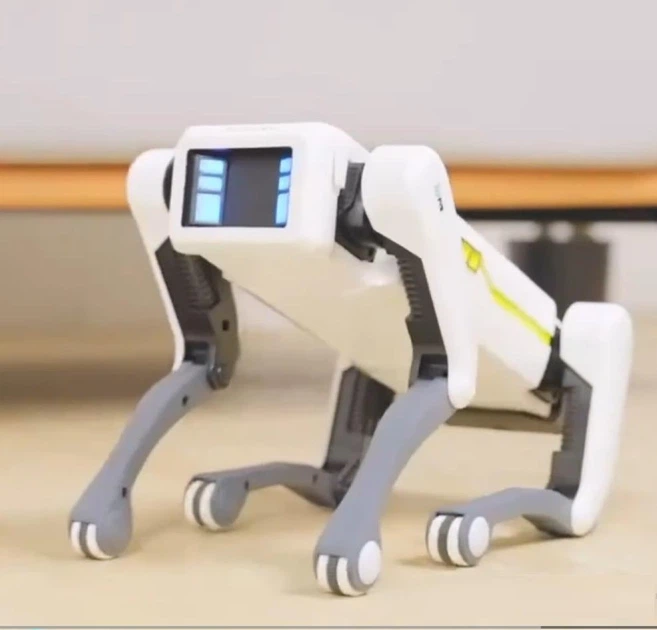 Робот-собака інтерактивний Smart Dog, на акумуляторі, з пультом дистанційного керування, білого кольору - Фото 2 Робот-собака інтерактивний Smart Dog, на акумуляторі, з пультом дистанційного керування, білого кольору - изображение 2