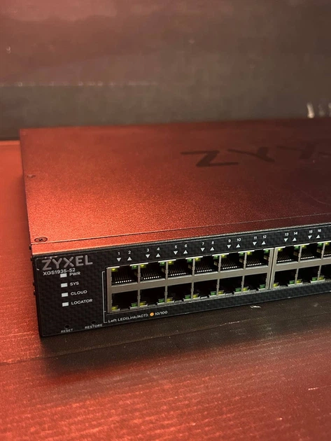 Коммутатор Zyxel XGS1935-52 новый 48 портов Gigabit Ethernet SFP+ Nebula - Фото 3 Коммутатор Zyxel XGS1935-52 новый 48 портов Gigabit Ethernet SFP+ Nebula - изображение 3