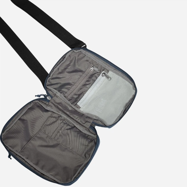 Спортивная сумка планшет через плечо Jack Wolfskin A66077-C0412 Синяя (4064886703598) - Фото 9 Спортивная сумка планшет через плечо Jack Wolfskin A66077-C0412 Синяя (4064886703598) - изображение 9