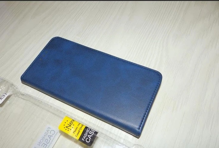 Чехол-книга TPU магнитный противоударный для Xiaomi Redmi Note 10 Pro с защитой камеры синий - Фото 3 Чехол-книга TPU магнитный противоударный для Xiaomi Redmi Note 10 Pro с защитой камеры синий - изображение 3