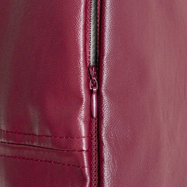 Poszewka Homla Irvine z ekoskóry bordowa 45x45 cm (5906496749179) - obraz 4