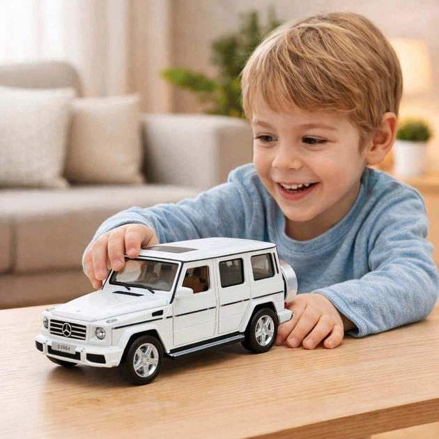 Металева іграшкова машинка Автопром Mercedes-Benz G 350 d 1:32 — світло, звук, відкривні двері, біла - зображення 8