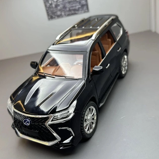 Модель авто джип Lexus LX570 1:24 чорна | колекційна металева die-cast модель SUV - зображення 2