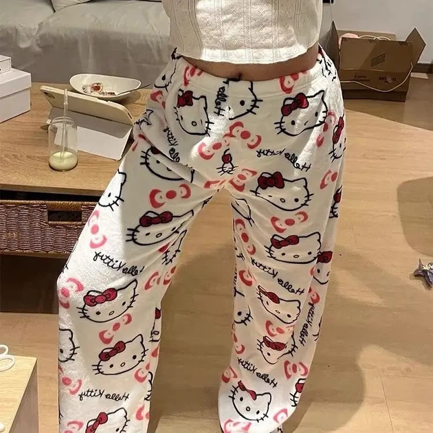 Білі плюшеві піжамні штани Hello Kitty — Пухнасті домашні брюки з принтом Хелоу Кітті, теплі жіночі штани для сну та дому в естетиці Soft Girl L - Фото 8 Білі плюшеві піжамні штани Hello Kitty — Пухнасті домашні брюки з принтом Хелоу Кітті, теплі жіночі штани для сну та дому в естетиці Soft Girl L - зображення 8