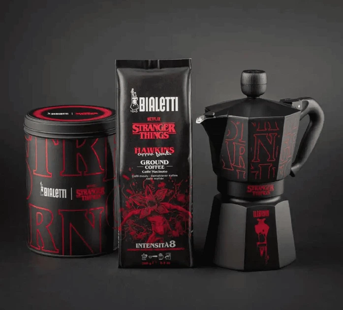 Мелена кава Bialetti Stranger Things Ground Coffee з жерстяною банкою 250г - зображення 4