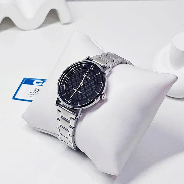 Часы женские Casio LTP-VT04D-1A - Фото 3 Часы женские Casio LTP-VT04D-1A - изображение 3