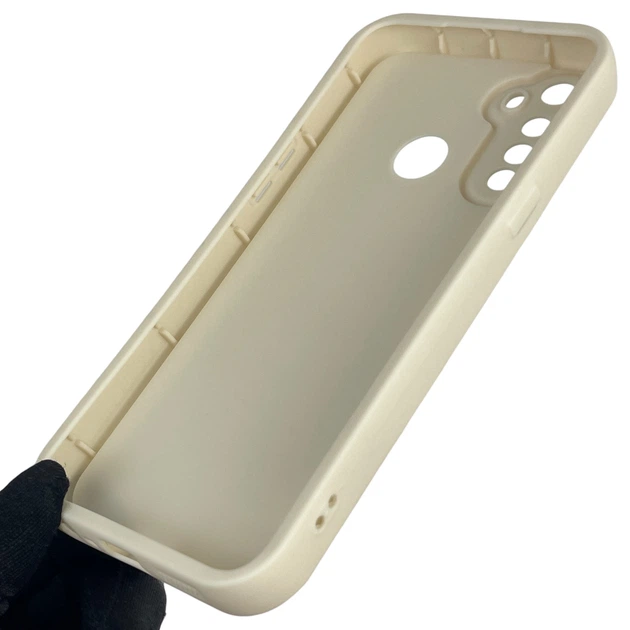 Чехол силиконовый оригинальный Soft Touch с 3D принтом смешного теда мишки для Realme C3 молочный (Полная защита камеры) - изображение 3