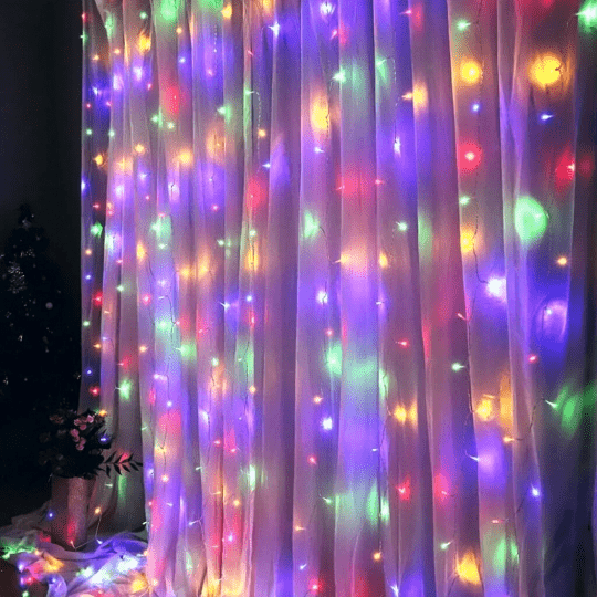 Светодиодная солнечная гирлянда-завеса для дома и улицы 3*3 метра 300 LED разноцветная - изображение 3