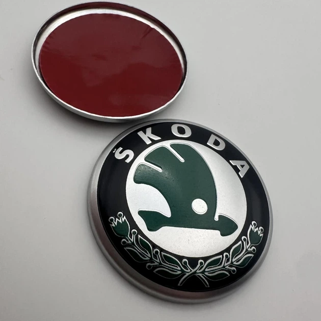 Накладка на руль подушку безопасности (шкода) Skoda 43 мм металл зеленая наклейка вставка на старый знак - Фото 4 Накладка на руль подушку безопасности (шкода) Skoda 43 мм металл зеленая наклейка вставка на старый знак - изображение 4