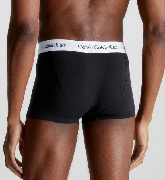 Набір чоловічих трусів боксерів Calvin Klein men boxer 3 шт в наборі, розмір S сірі, білі та чорні, з поясом білим. - Фото 4 Набір чоловічих трусів боксерів Calvin Klein men boxer 3 шт в наборі, розмір S сірі, білі та чорні, з поясом білим. - изображение 4
