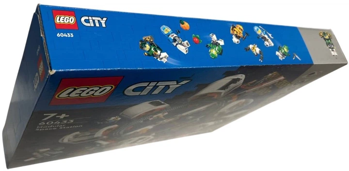 Zestaw klocków LEGO City Modułowa stacja kosmiczna 1097 elementów (60433) (955555915974065) - Outlet - obraz 5