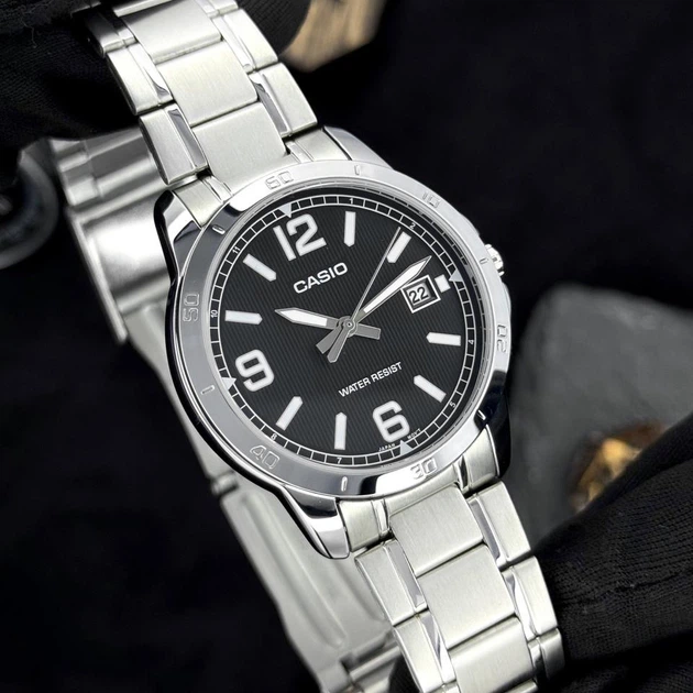 Чоловічий годинник Casio MTP-V004D-1B2 з чорним циферблатом - Фото 2 Чоловічий годинник Casio MTP-V004D-1B2 з чорним циферблатом - изображение 2