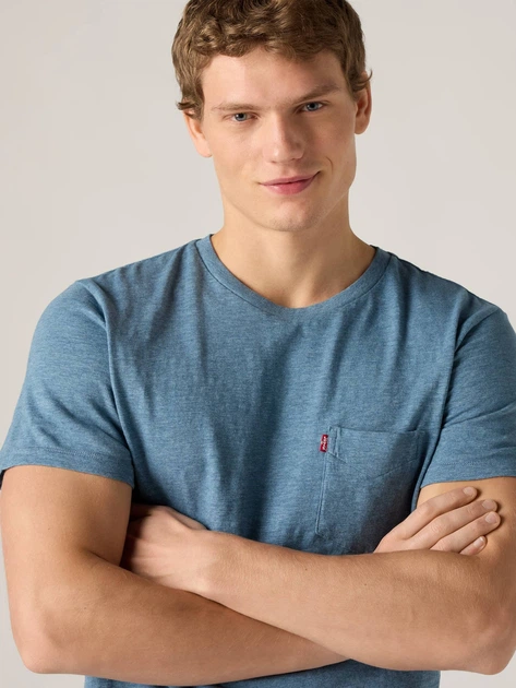 Футболка бавовняна довга чоловіча Levi`s Ss Classic Pocket Tee 19342-0161 L Блакитна (5401043820955) - зображення 4