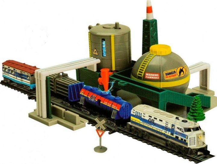 Детская железная дорога Power Train World с автостанцией, 61 элемент, 670 см колеи, свето-звук (2087) - изображение 2