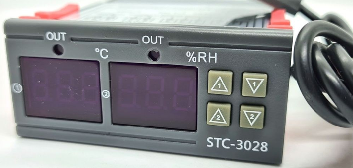 Регулятор температуры и влажности STC-3028 220В - изображение 8