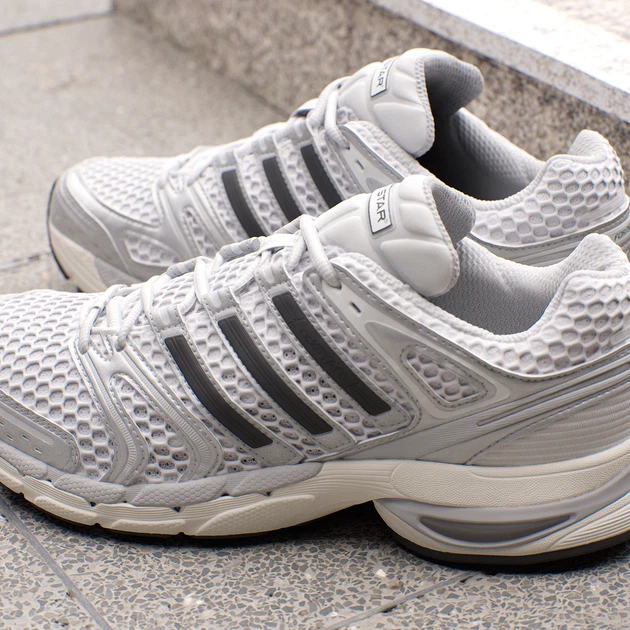 Buty sportowe męskie adidas Adistar Control 5 KI6121 46 (11UK) Szare (4068814348738) - obraz 8