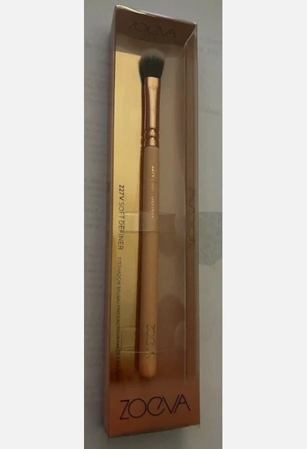 Кисть для растушевки теней ZOEVA #227 Soft Definer Rose Golden Vol.2 в цвете розовое золото 1 шт - изображение 8