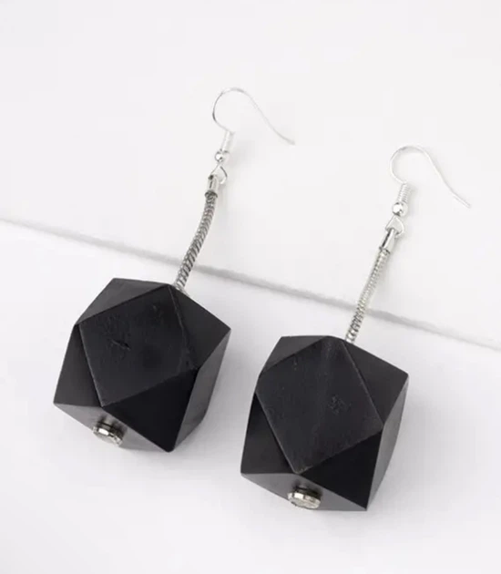 Серьги женские подвеска кубики дерево манго легкие черные - изображение 4