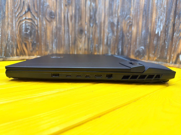 Ноутбук Msi Titan GT77HX 13V (17.3" QHD IPS/240 Hz,Core i9-13980HX,RTX 4090 16 GB 175W) (5401) Б/В - зображення 7