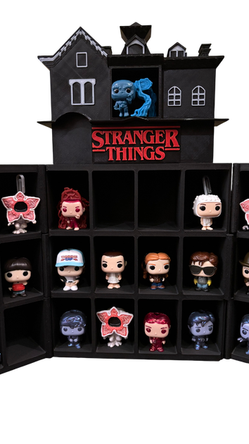 Колекційний стенд (ПОДОВЖЕНА ВЕРСІЯ) для фігурок Stranger Things Kinder Joy Funko Pop / Дивні Дива - зображення 4