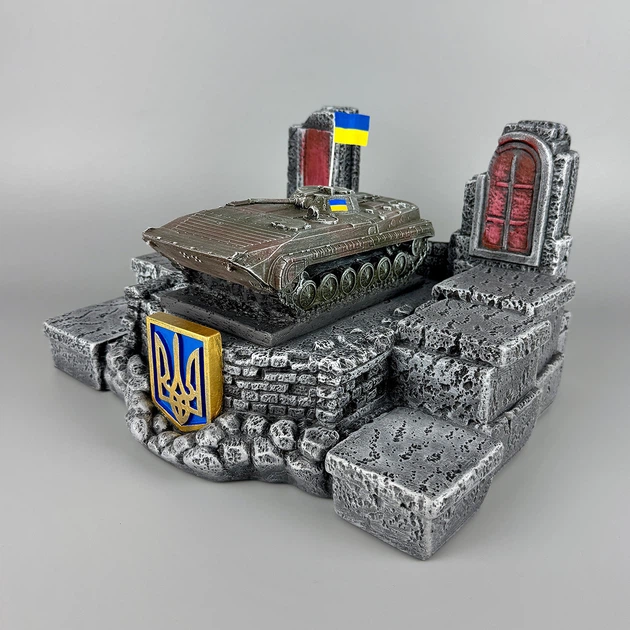 Сувенірний набір штоф "БМП-1" на подарунок військовому (без посуду) | Підставка для стопок та пляшки PA_1024 - Фото 2 Сувенірний набір штоф "БМП-1" на подарунок військовому (без посуду) | Підставка для стопок та пляшки PA_1024 - зображення 2