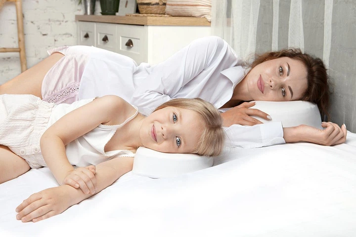 Детская ортопедическая подушка для сна Family Dream-XS, наволочка хлопок, цвет Терракотовый, 52х24х9 см - изображение 12