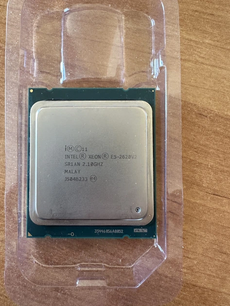 Процесор Intel Xeon 6 Core E5-2620 V2, LGA2011, 2.1 GHz (SR1AN) - изображение 3