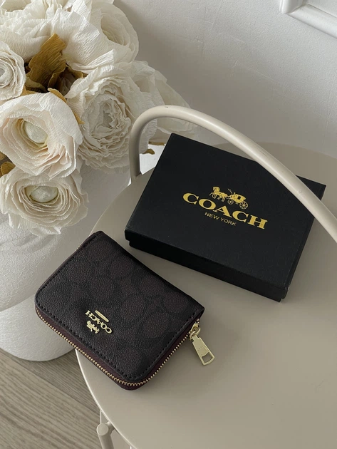 Гаманець жіночий Coach коричневий міні - Фото 1 Гаманець жіночий Coach коричневий міні - зображення 1